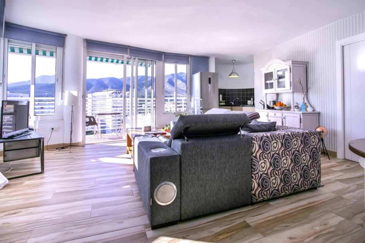 Apartamento Loft Pleno Centro, Vistas Fantasticas ตอร์เรโมลิโนส ภายนอก รูปภาพ