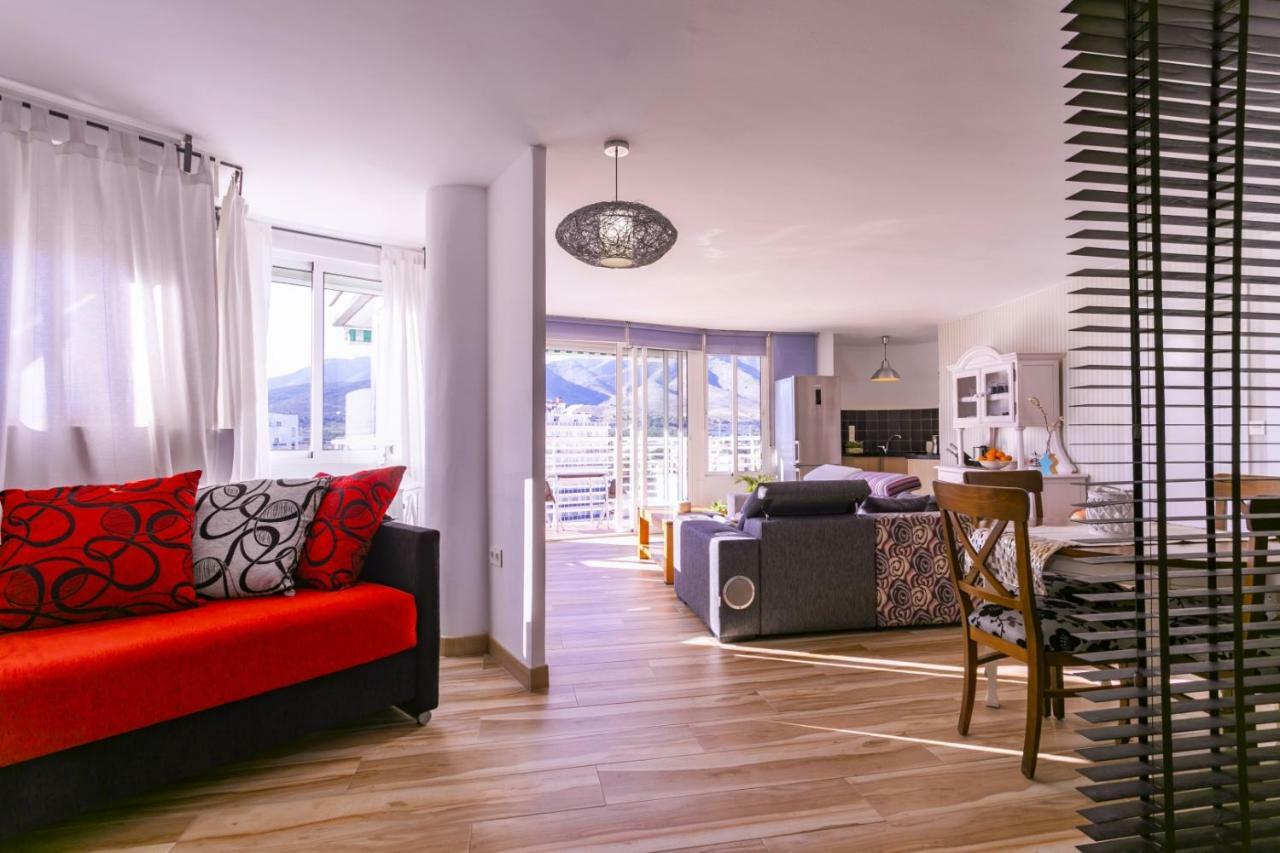 Apartamento Loft Pleno Centro, Vistas Fantasticas ตอร์เรโมลิโนส ภายนอก รูปภาพ
