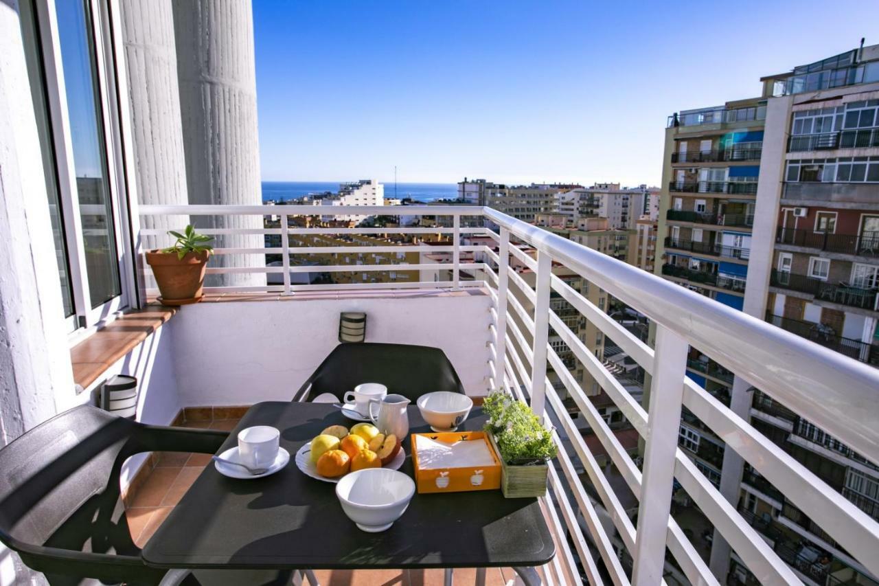 Apartamento Loft Pleno Centro, Vistas Fantasticas ตอร์เรโมลิโนส ภายนอก รูปภาพ